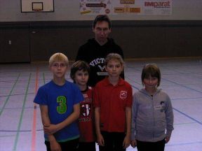 Jamie Lee Kästener und Tura-Badminton-Trainer Michael Gefken