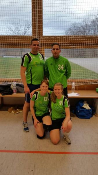 Tura-Team beim Volleyballturnier in Sachsen-Anhalt